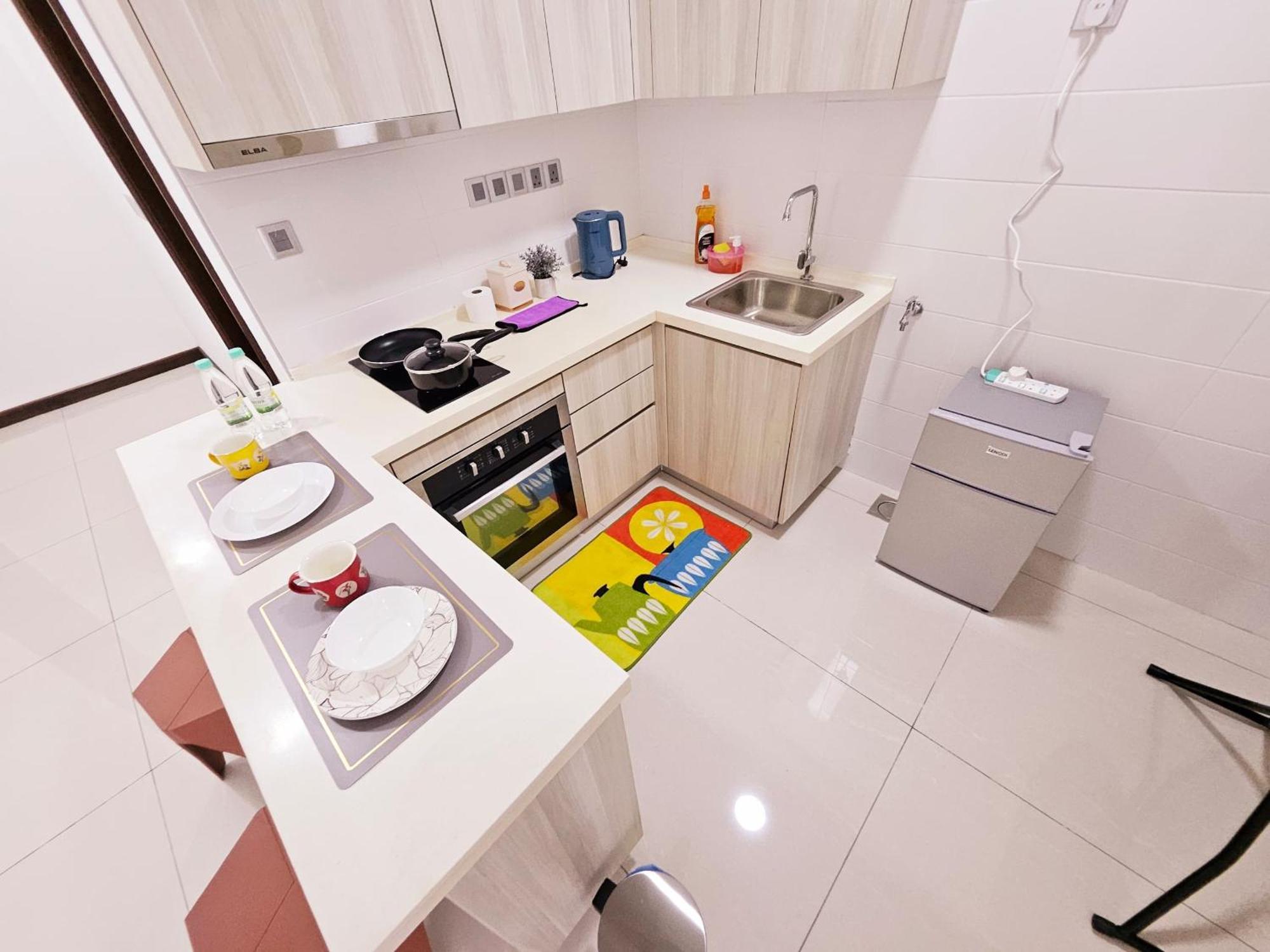 Paragon Suites Studios With Private Jacuzzi Near Ciq Rts Johor Bahru Esterno foto